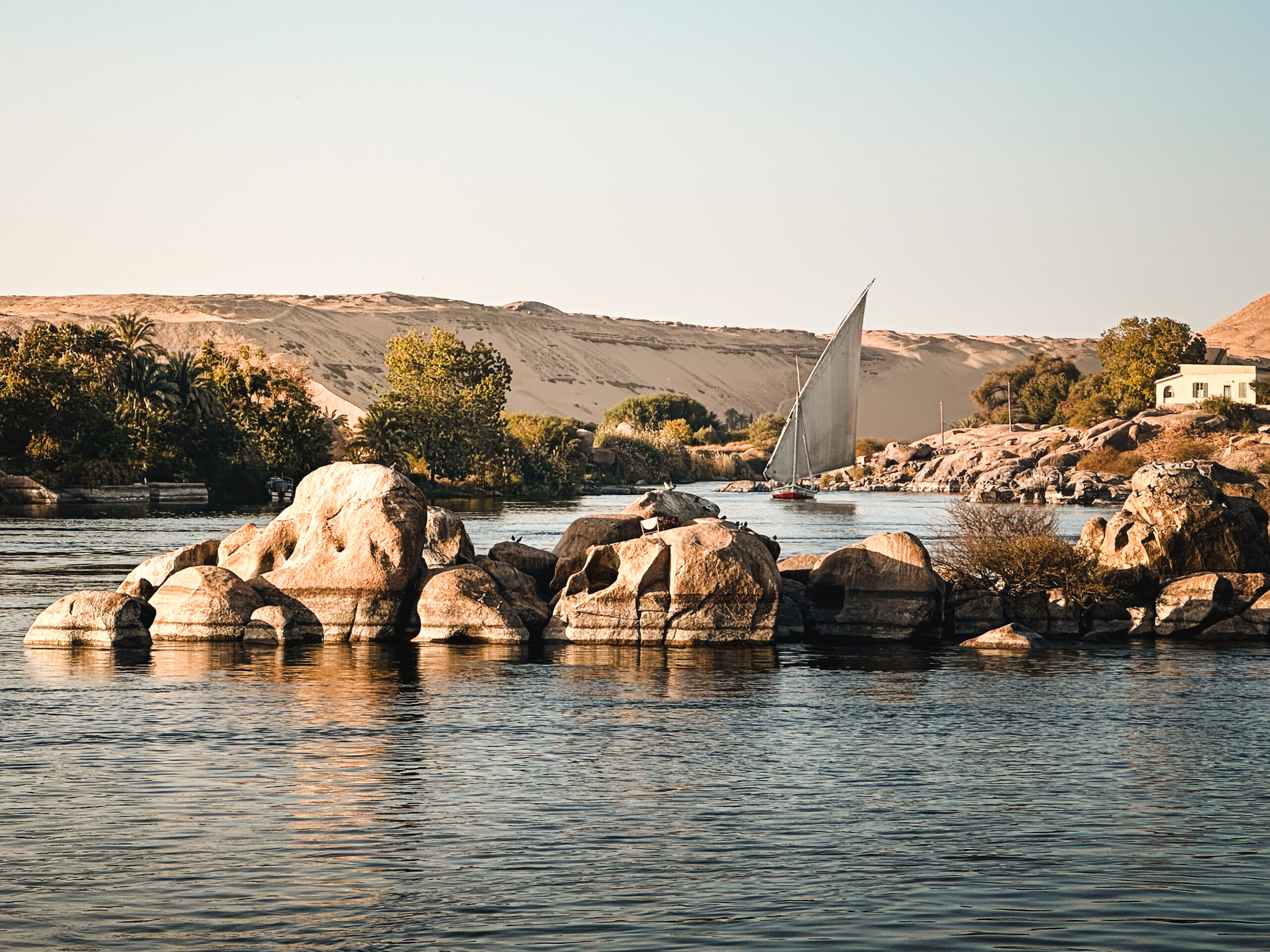 How to Visit Aswan Independently on a Budget
