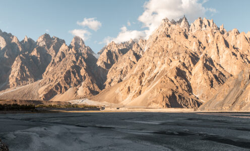 Solo Backpack Northern Pakistan: Budget Travel Guide