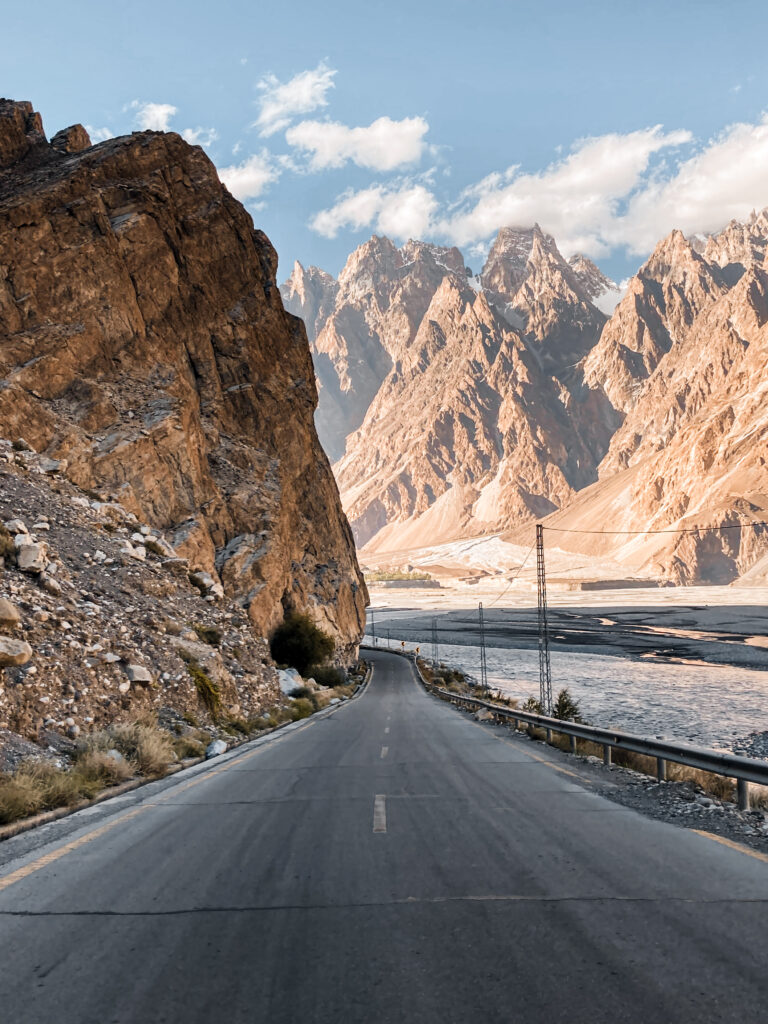 Passu Cones