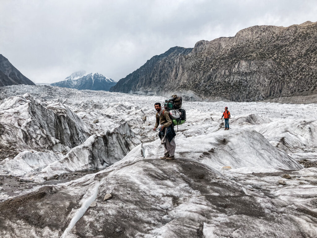 Patundas Trek: Crossing the Passu Glacier