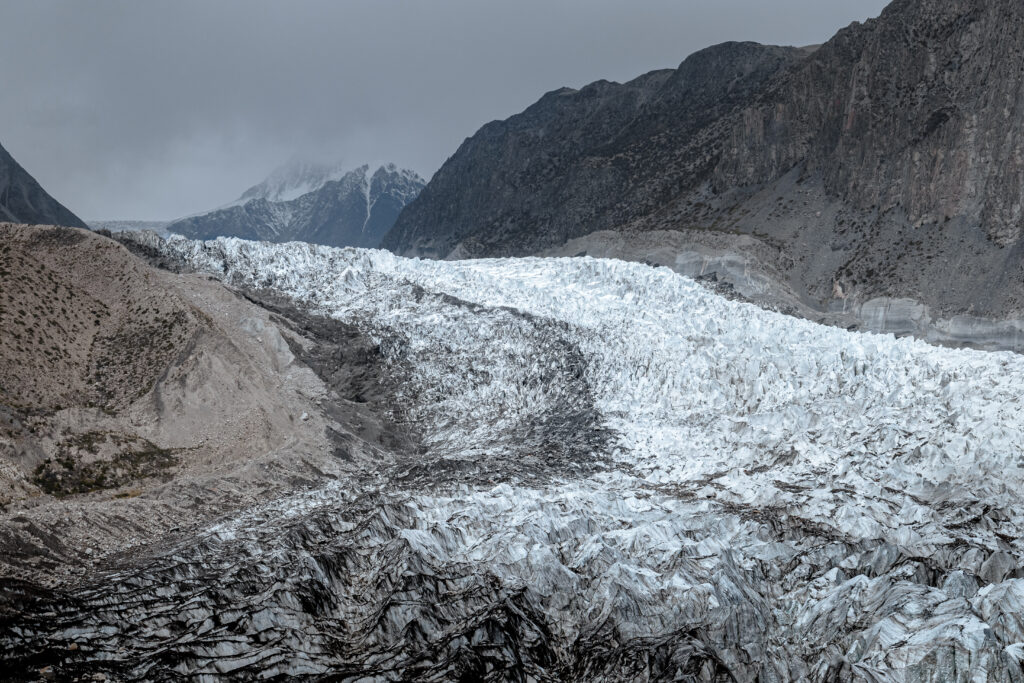 Patundas Trek: Passu Glacier Viewpoint