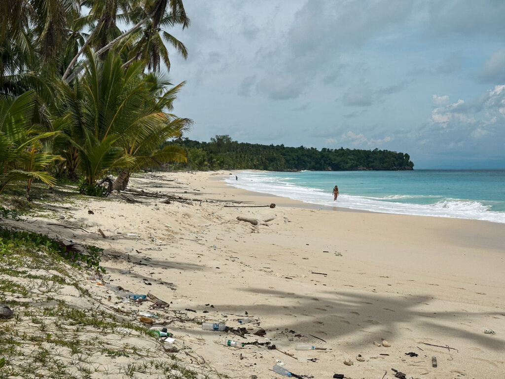 Mandel beach full of rubbish, Peleng, Indonesia