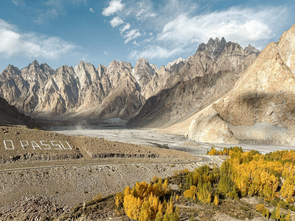 The Karakoram Highway with view of Passu Cones, Gojal, Gilgit-Baltistan, Pakistan