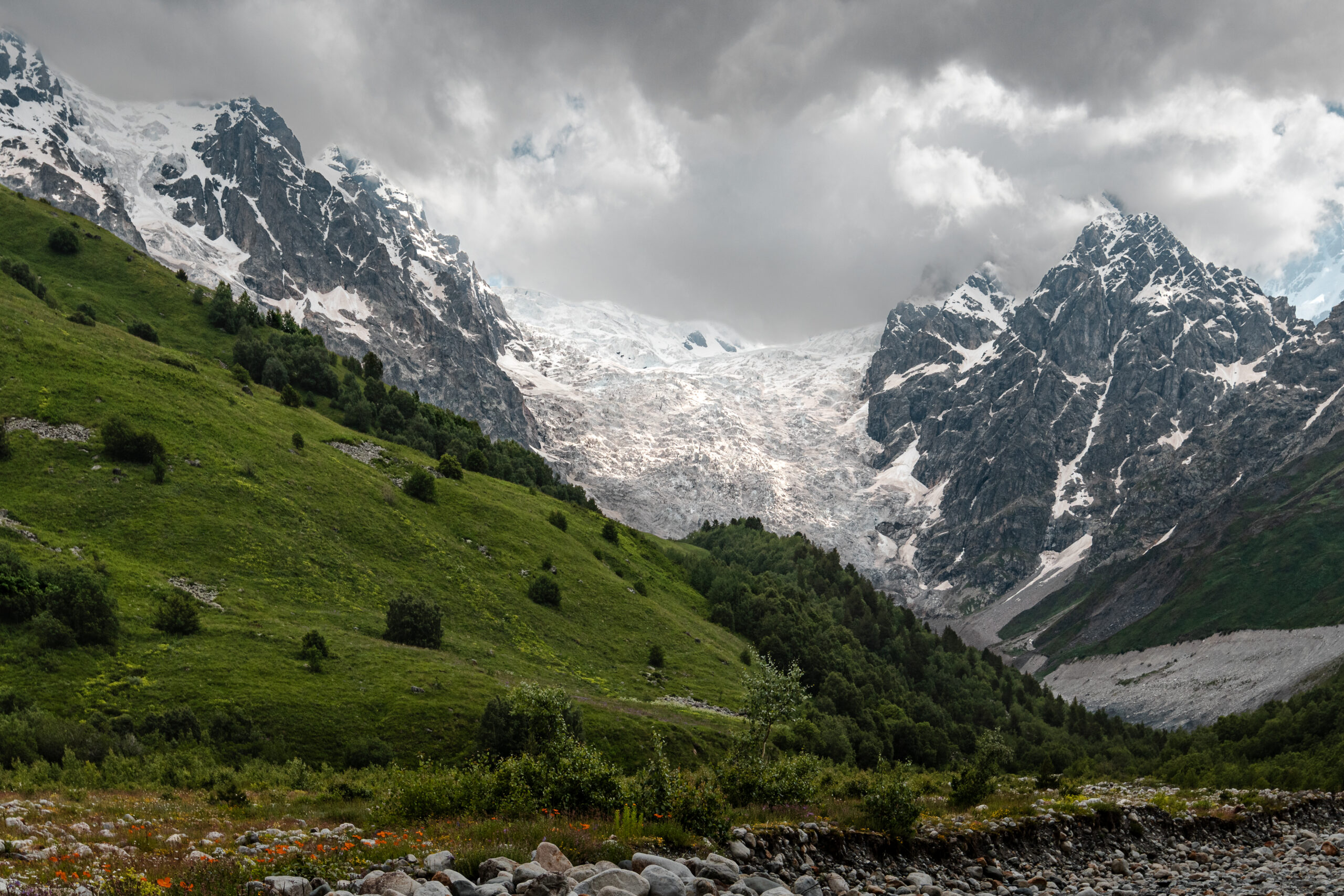 Georgia Travel Guide: From Tbilisi to the Mountains