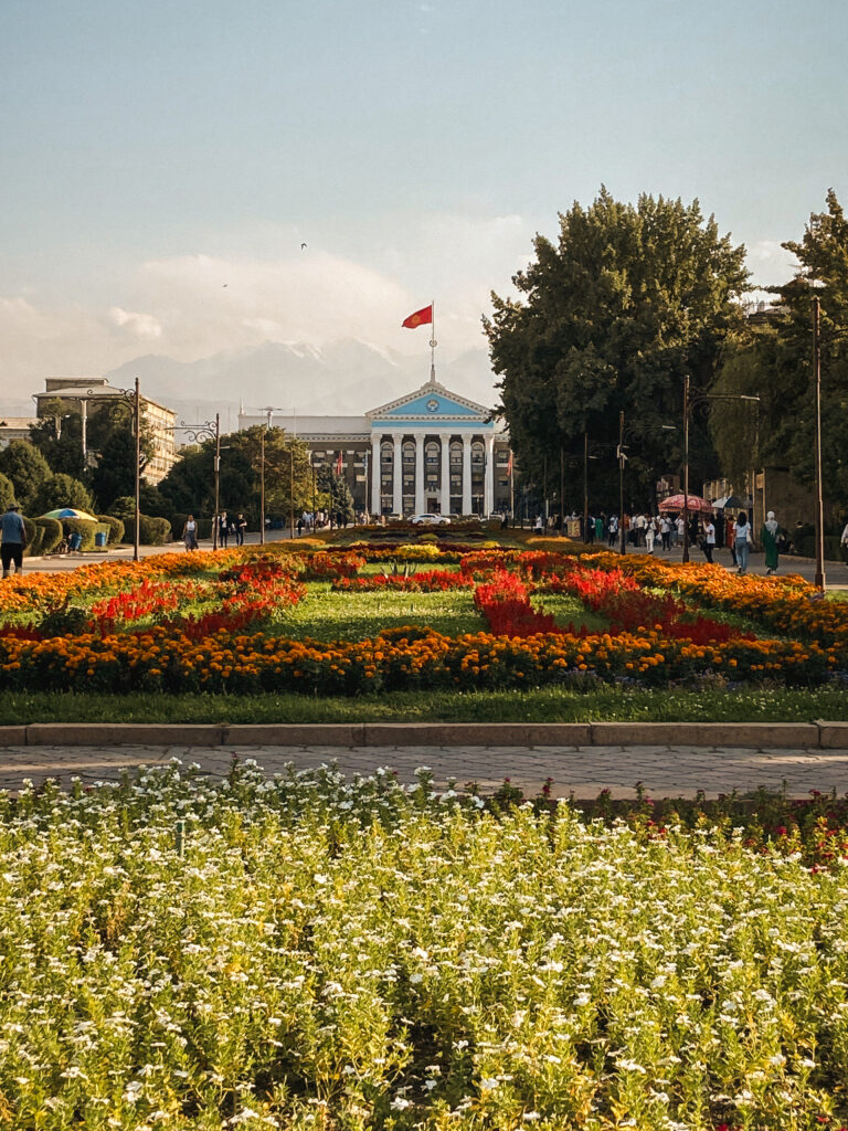 city hall Bishkek travel guide, Kyrgyzstan