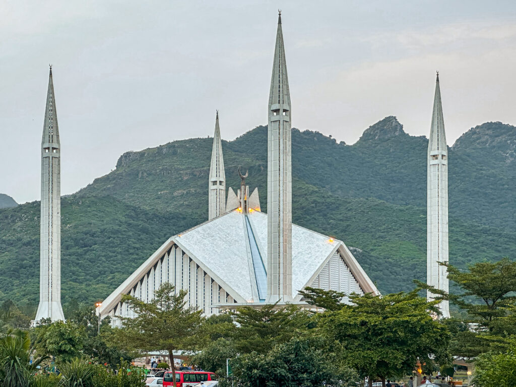 Faisal Mosque, where to go Islamabad, backpacking Northern Pakistan