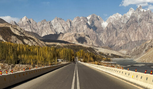 Upper Hunza Travel Guide: Passu, Ghulkin & Beyond