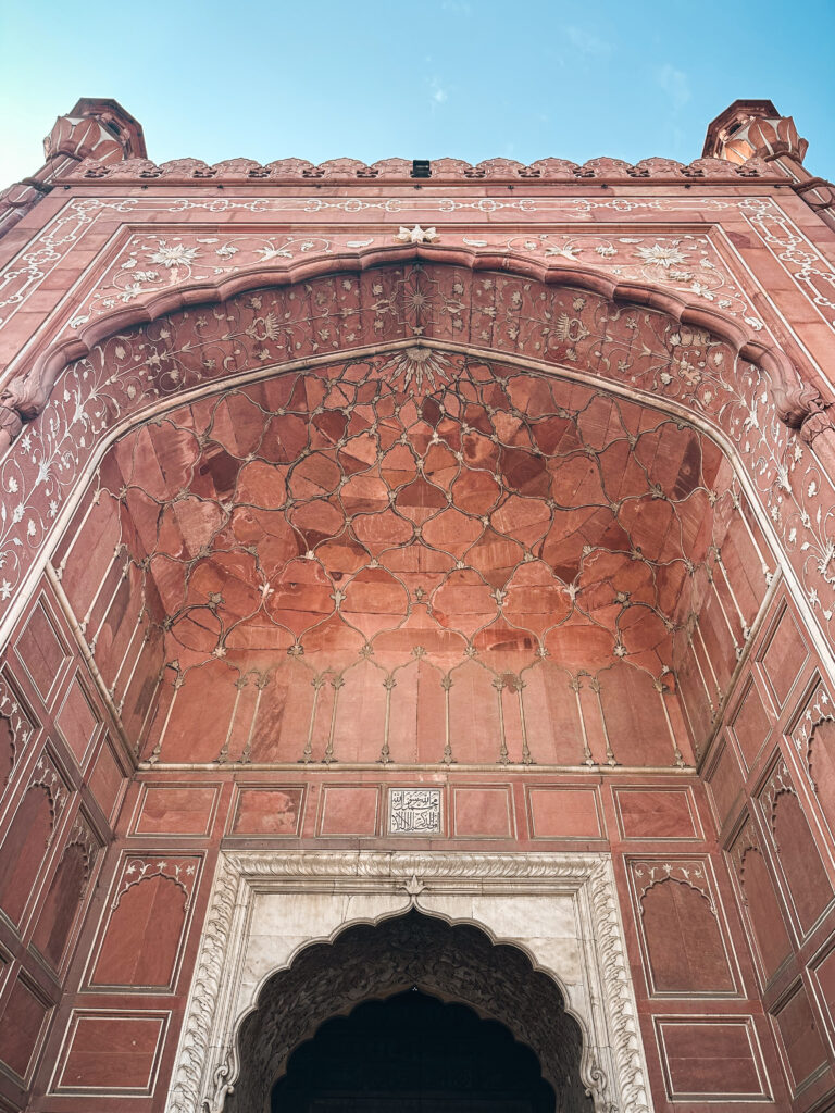 Badshahi Mosque Details, What to do in Lahore, Lahore travel guide, Pakistan